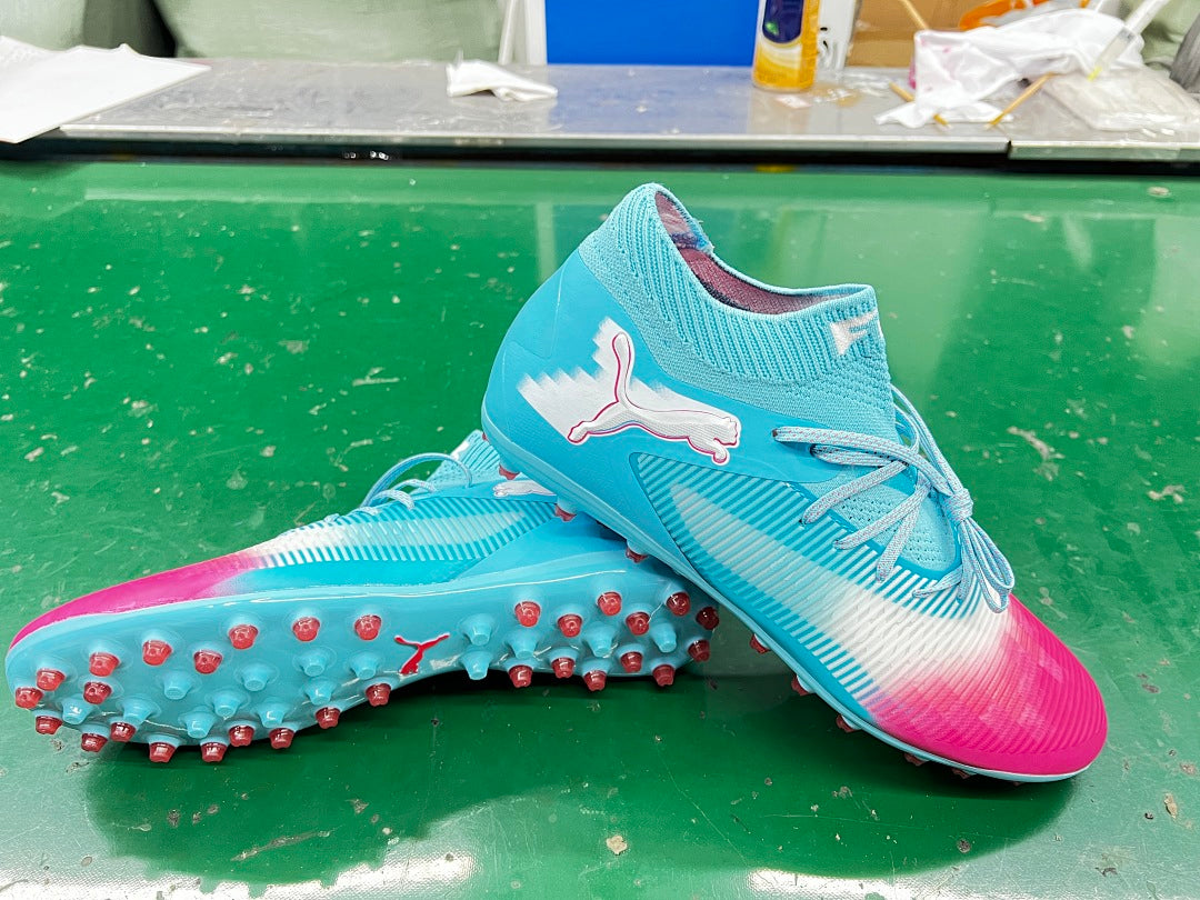 Puma FUTURE 8 ULTIMATE MG
