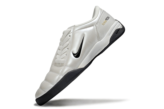 NIKE T90 IC