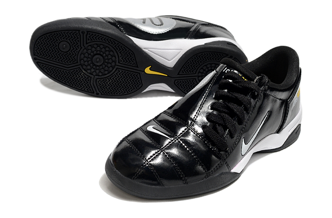 NIKE T90 IC