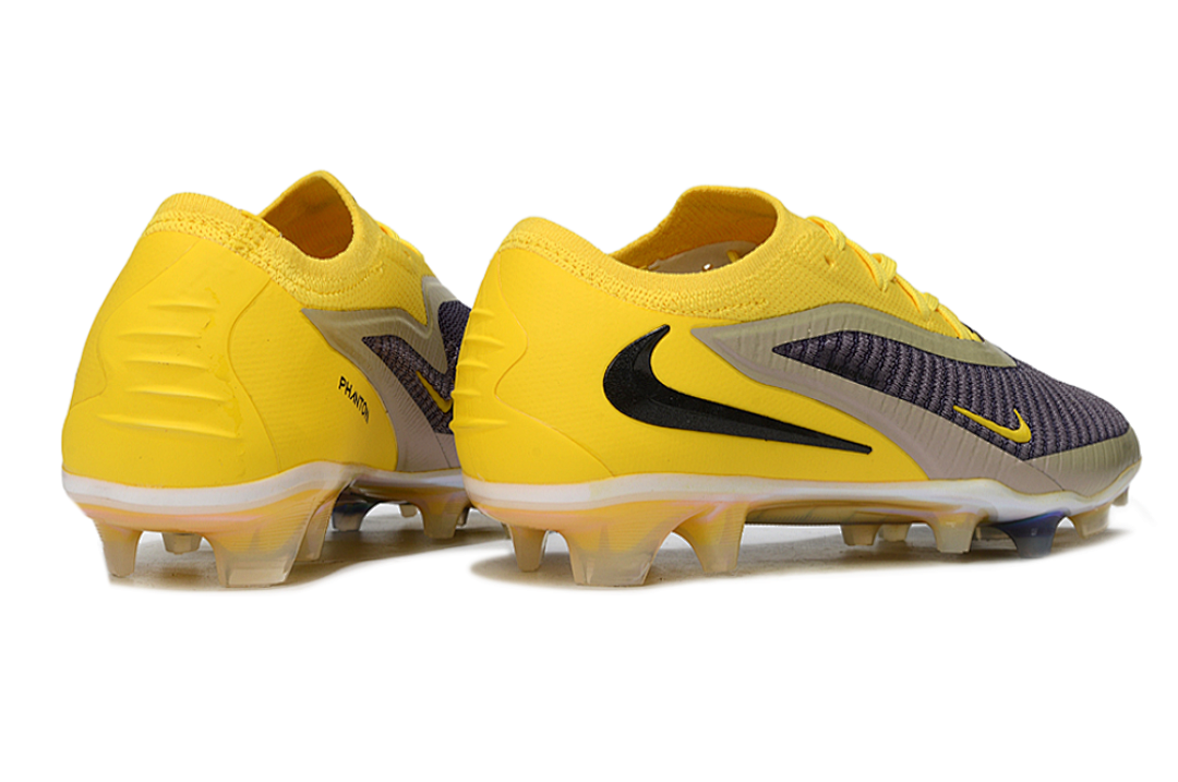 Nike Phantom Luna