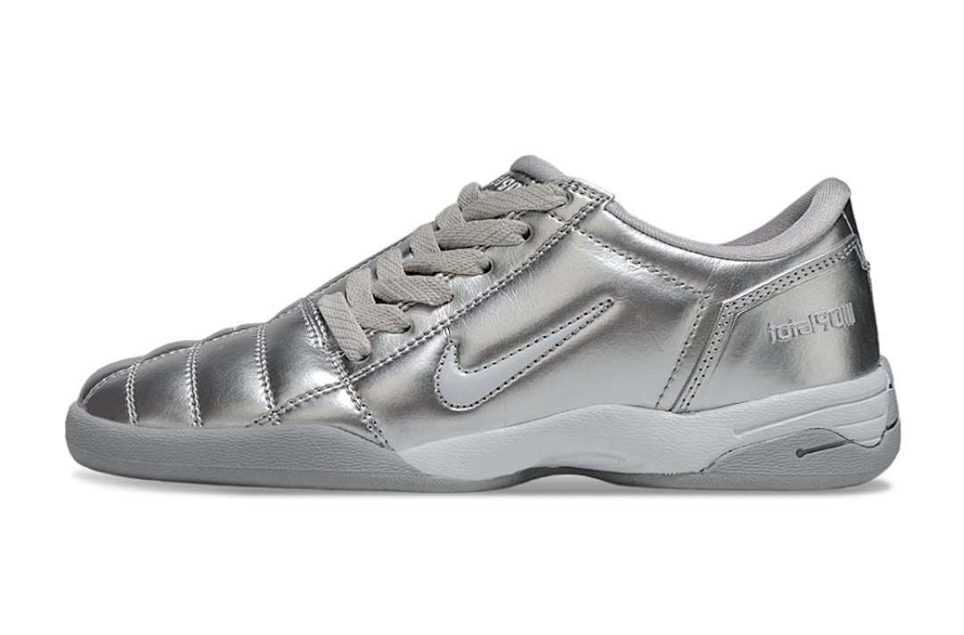 NIKE T90 IC