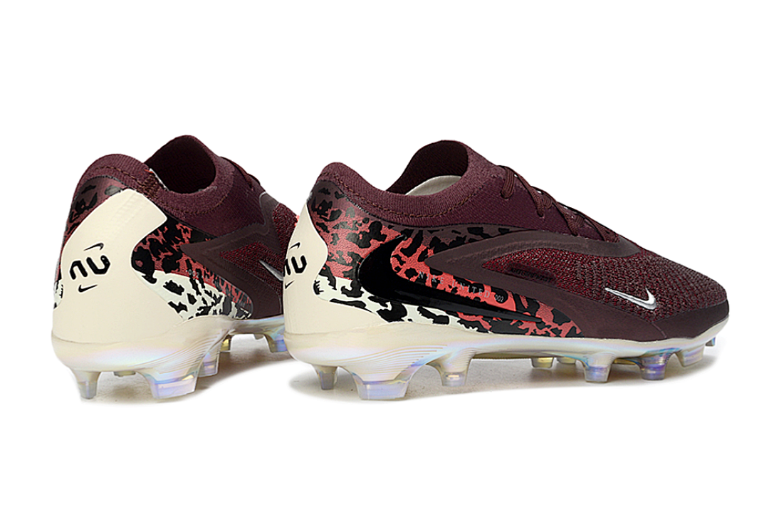 Nike Phantom Luna