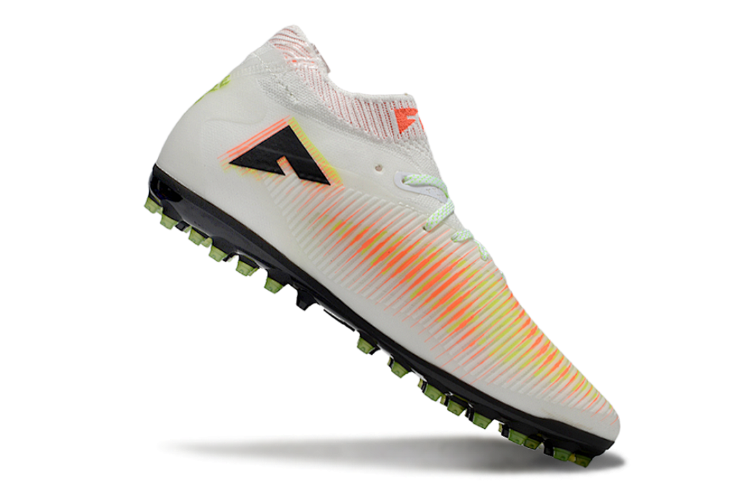 Puma FUTURE 8 ULTIMATE MG