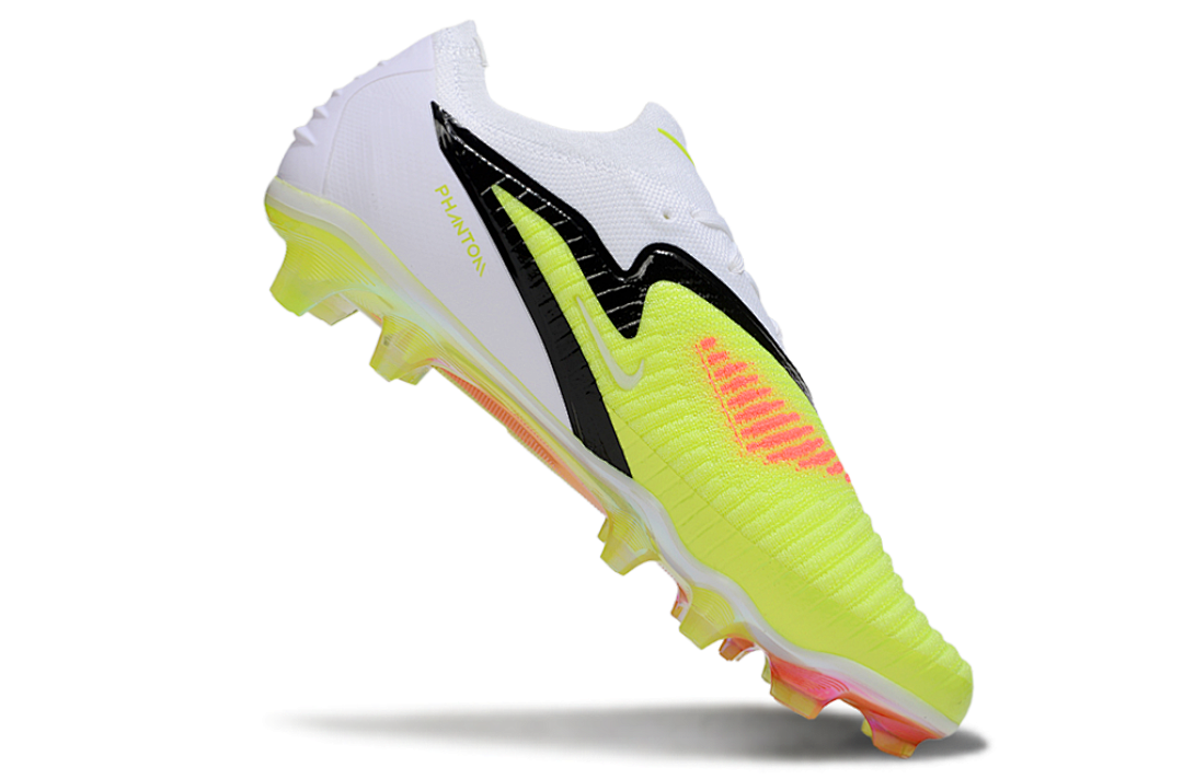 Nike Phantom Luna