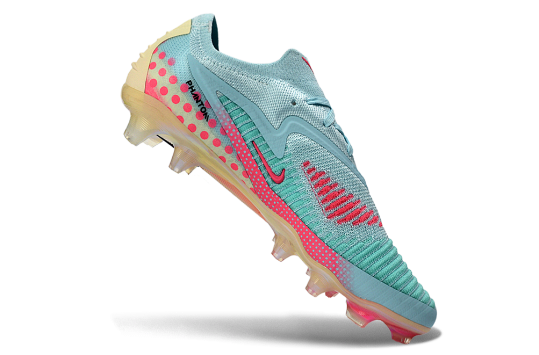 Nike Phantom Luna