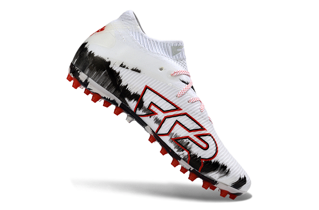 Puma FUTURE 8 ULTIMATE MG