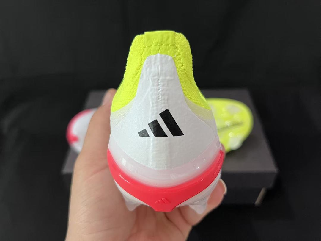 adidas 26 Predator Elite LL FG