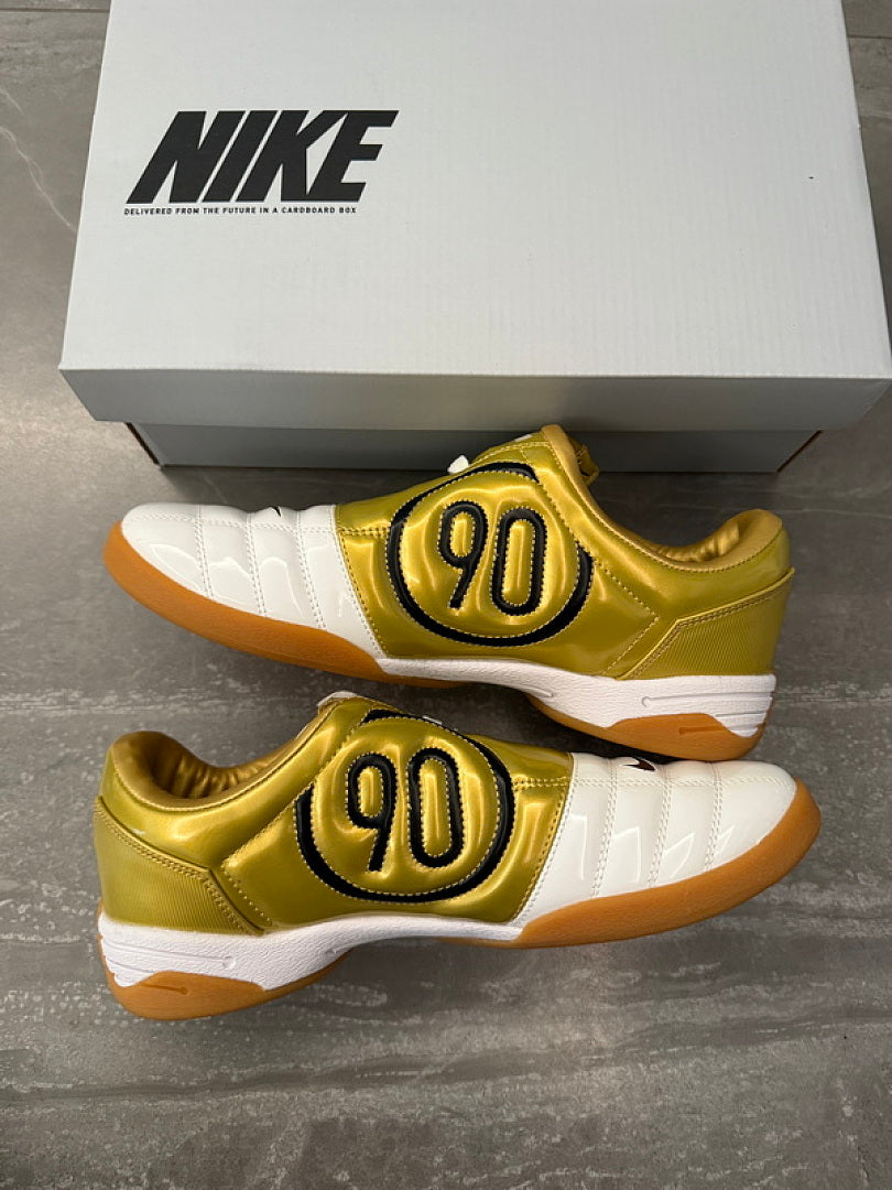 NIKE T90 IC