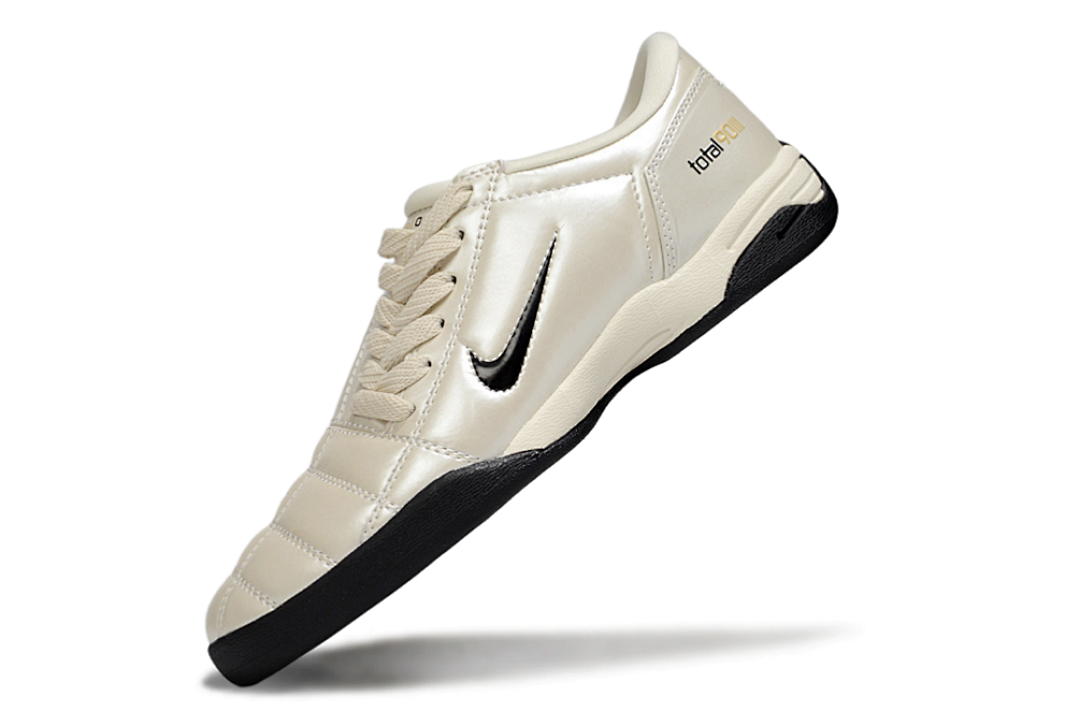 NIKE T90 IC