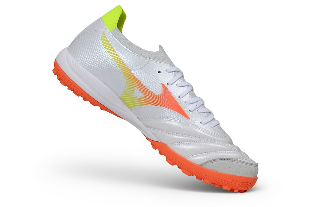 MORELIA NEO SALA M8 β TF - white / orange - TF low cut