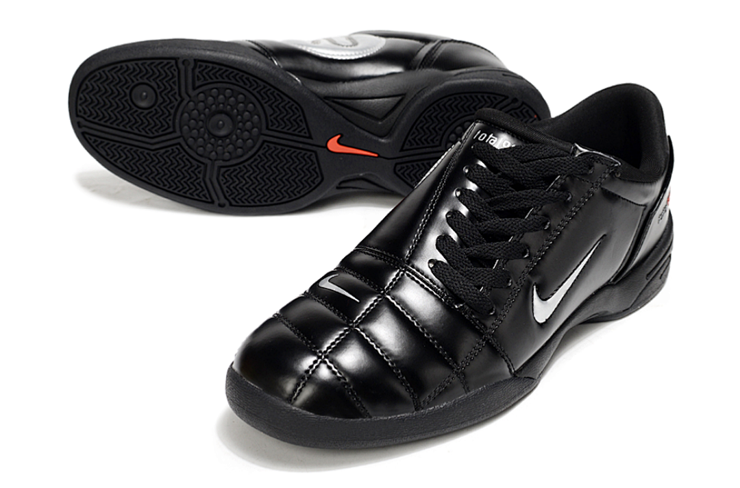NIKE T90 IC