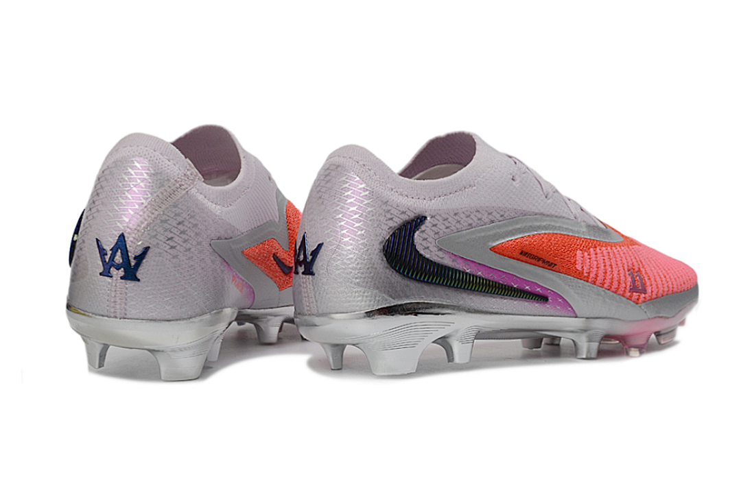 Nike Phantom Luna